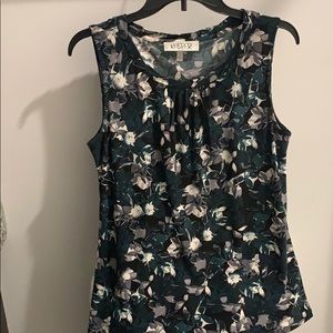 Sleeveless blouse